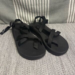 Chaco Black Sandals Size 14‎